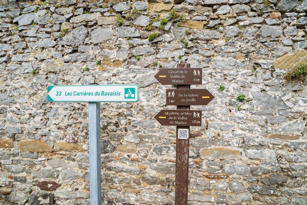 Gite Et Chambre D'Hote Gussignies Exteriör bild