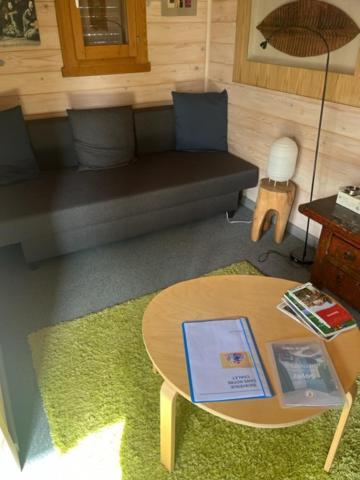 Gite Et Chambre D'Hote Gussignies Exteriör bild