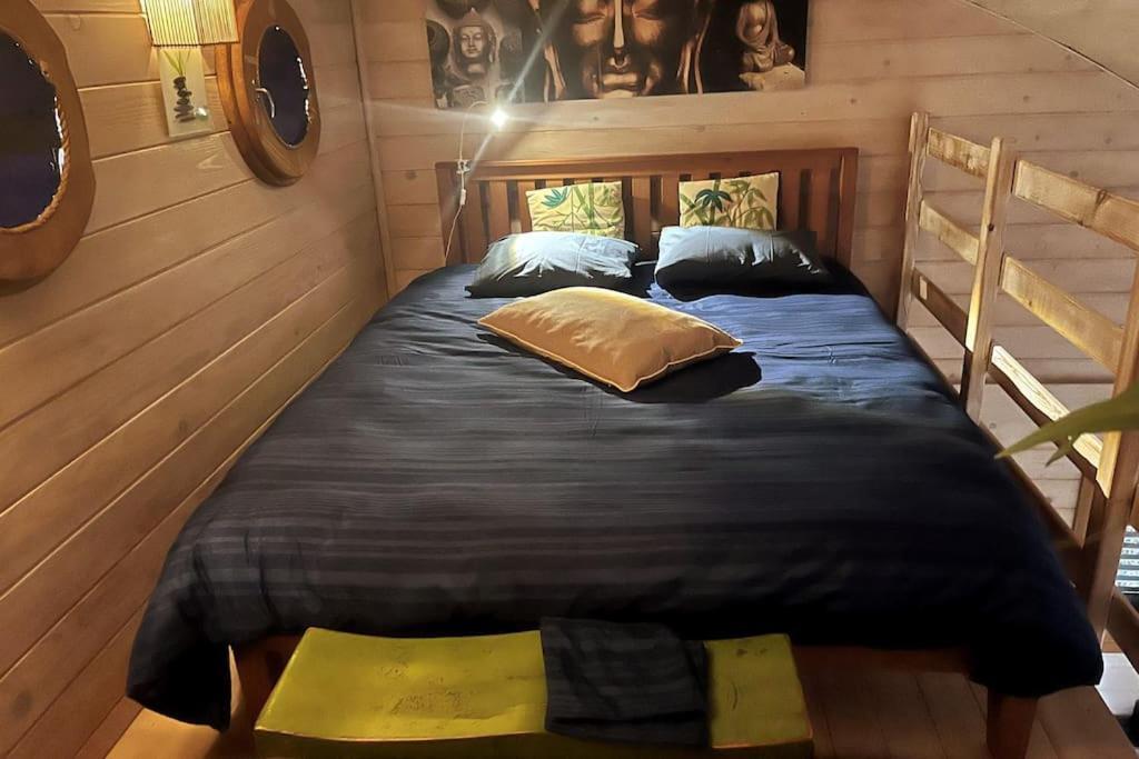 Gite Et Chambre D'Hote Gussignies Exteriör bild